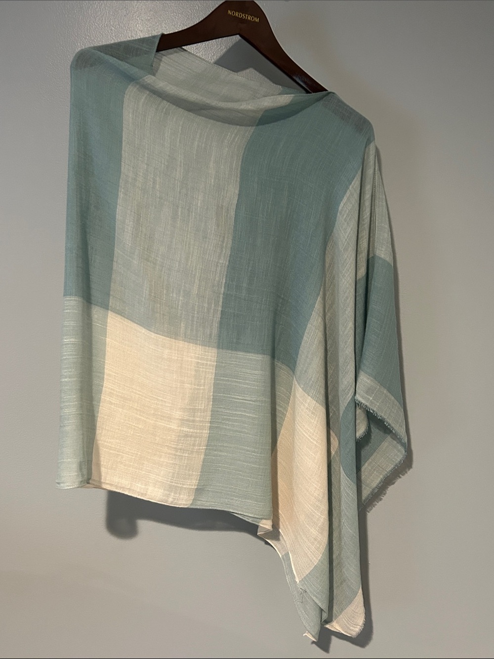 Seafoam & Cream Lightweight Block-Stripe Wrap